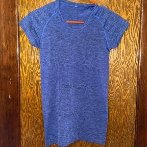 Lulu lemon athletic tee
